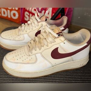 Nike Men's Sneakers - Cream and Burgundy